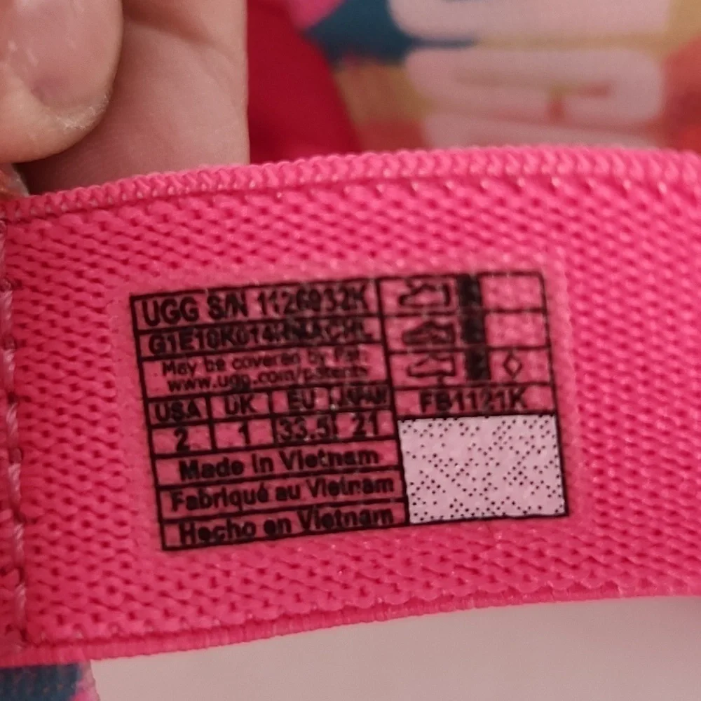 UGG Zuma sling slide sandals (new) - Picture 5 of 7